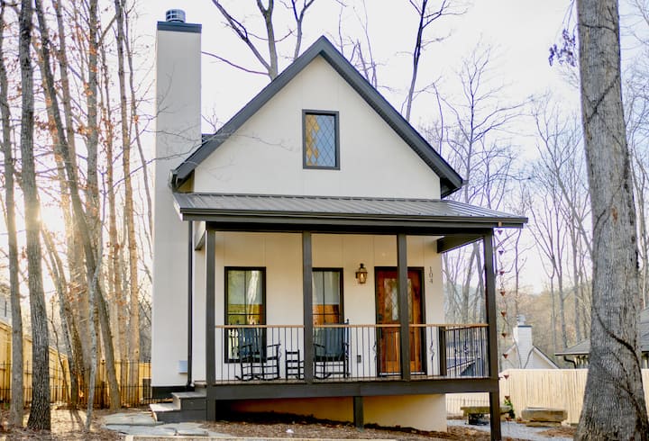 Stunning Chalet 18 min from Downtown Asheville