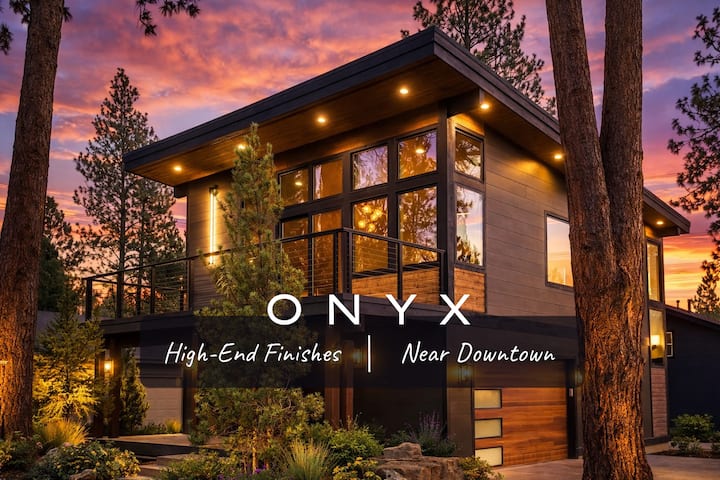 A Luxury Retreat in Bend’s Most Desirable Location
