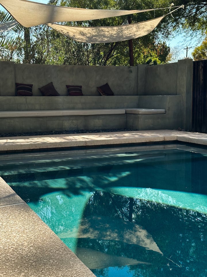 Artists Sanctuary 10 Min from Airport / Pool