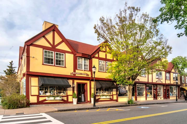Renovated One Bedroom in Falmouth