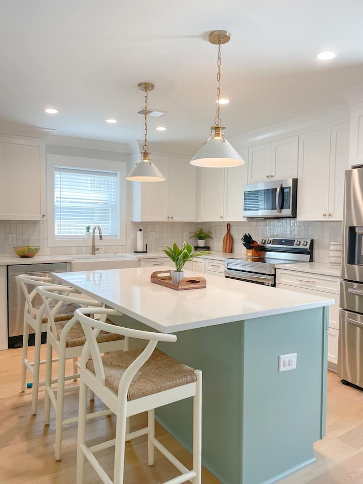 Fully renovated home- located 1 block from beach!