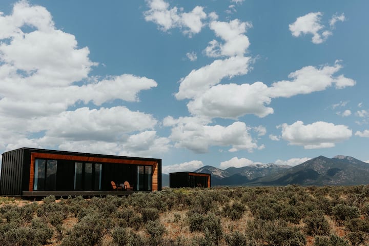 Taos Skybox “Galaxy” High Desert Retreat