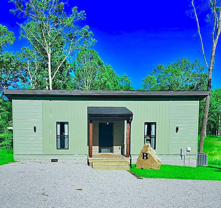 Basses Creek Cabins - B: Fire Pit, Golf & Hiking