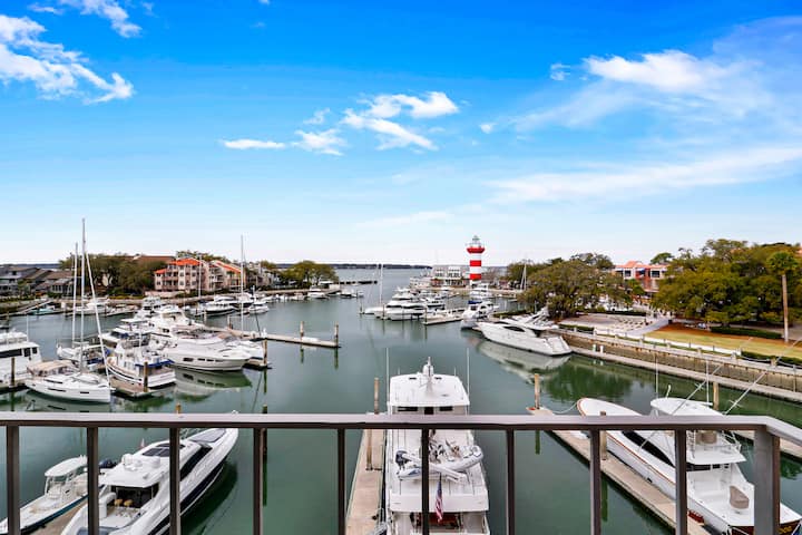 Harbour Town Marina Studio | Walk to Lighthouse