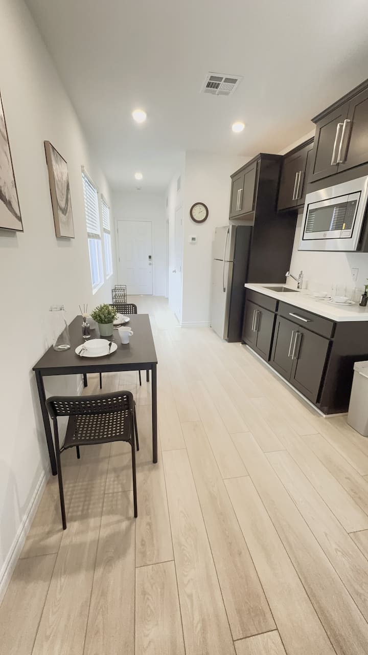 Modern Nextgen Suite | Private Entrance