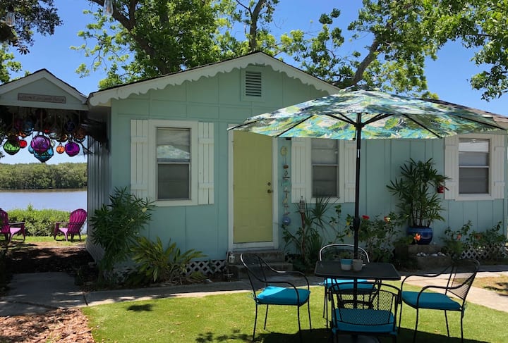 Pirates Cove Coastal Cottages - Cottage #6