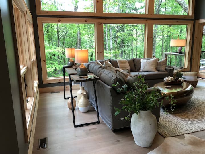 Glass House Of Cross Creek Farms