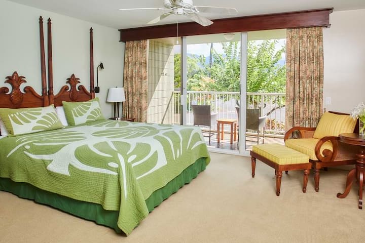Cliffs at Princeville b 1 BR 2BA Sleeps 4
