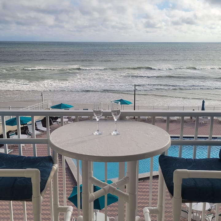 Amazing OceanView/Balcony for 4, Lg Pool & Hot Tub