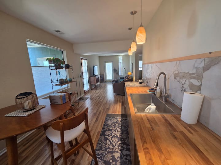 Peaceful, Light-Filled, Moss Beach Getaway