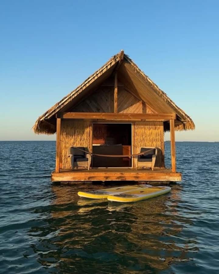 Tiki Suites ~ Original Tiki ~ Private Water Stay