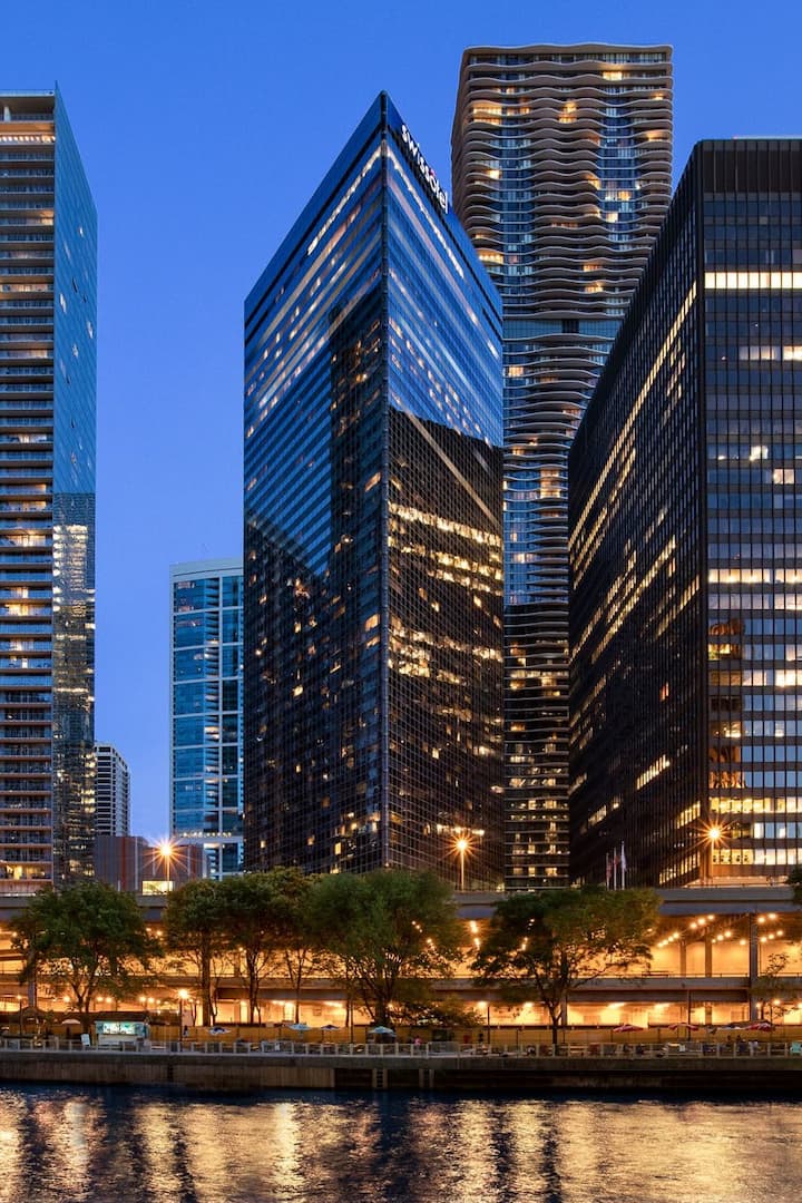 The Swissôtel Chicago