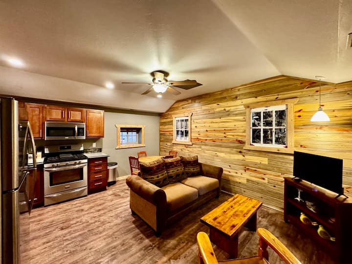 Cascade Falls 1 Bedroom Bungalow