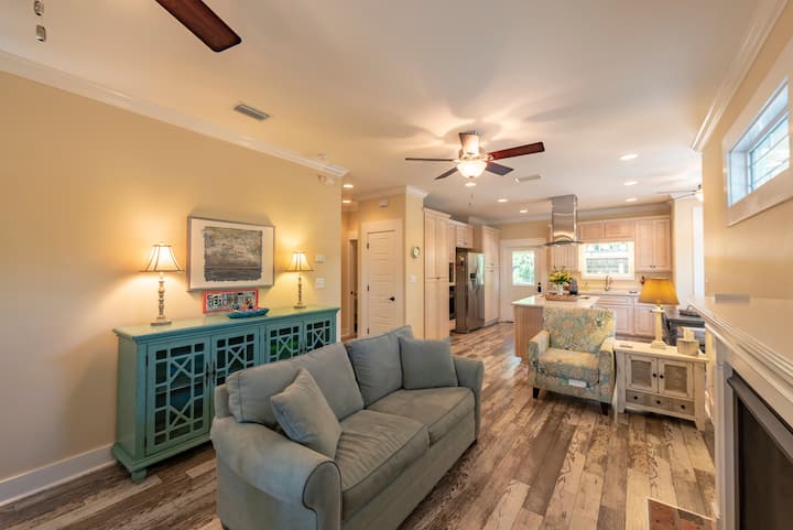 Lemon Cottage