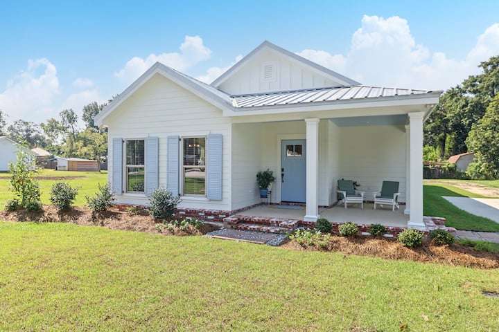 New Farmhouse•3 King Bed•Boat & Trailer Parking