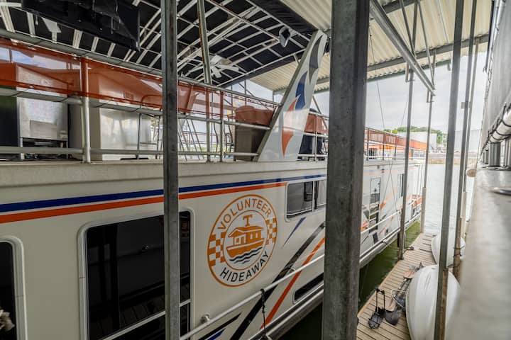 Summer Vacation on a Houseboat! Dwntwn KNoxville