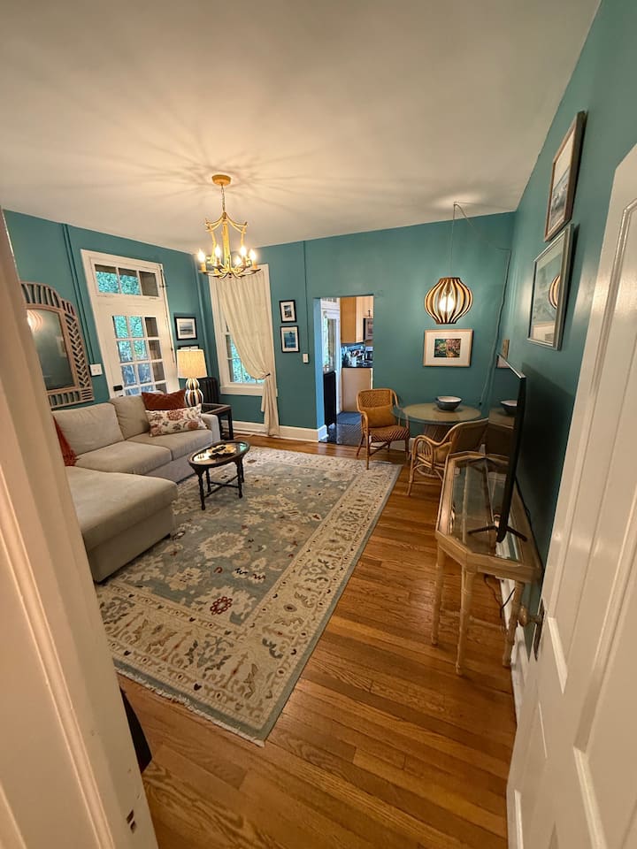 The Grand Delphey:Downtown Frederick Sweet Getaway