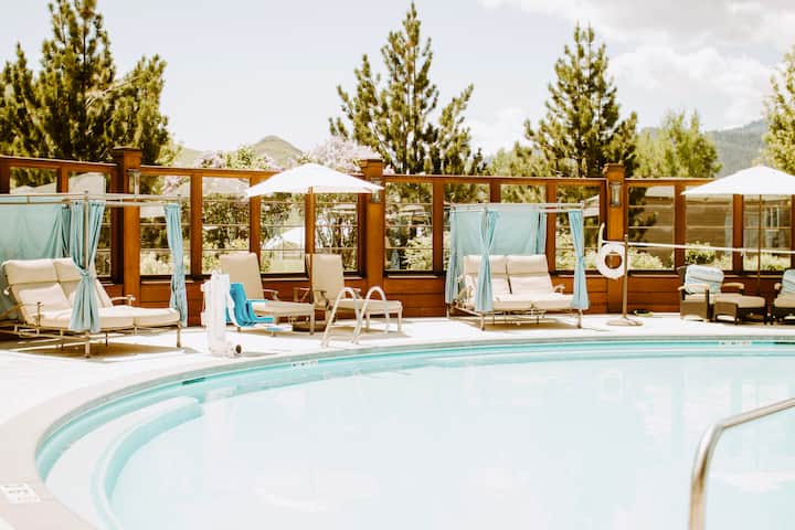 Luxury Sun Valley Condo 1012 Atelier & Pool Pass