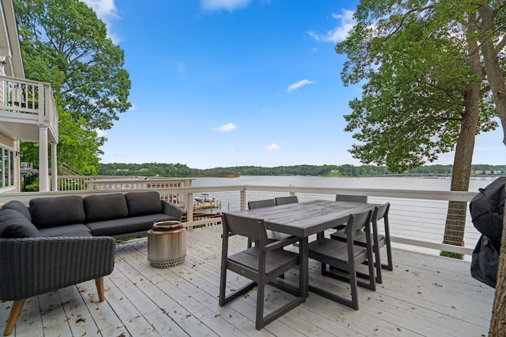 Waterfront Annapolis Getaway!