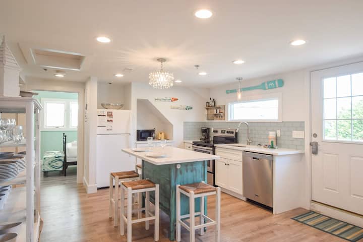 Full Renovation! Amazing Spot with Views!