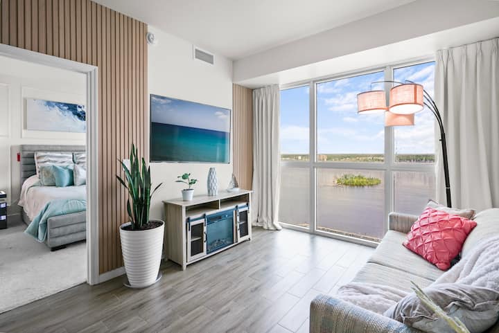 Penthouse River Views | Downtown Fort Myers