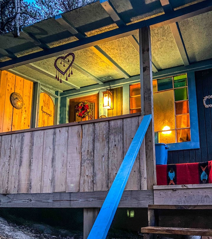 Writer’s Cabin • On-Site Spa w/ Hot Tub & Massage