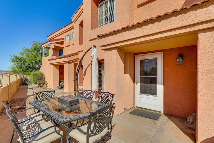 Walk to Rotary Park: LHC Condo w/ Private Patio