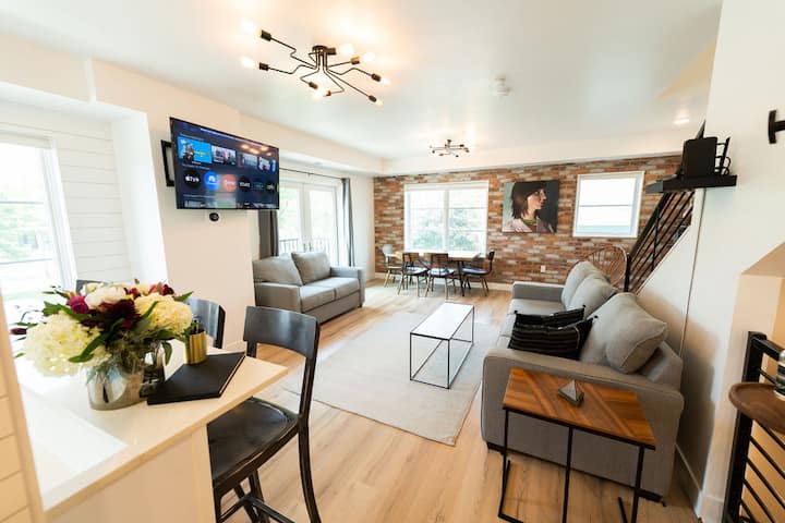The Treehouse (♥ of Downtown Salt Lake City)