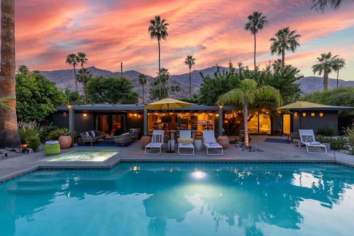 Sol y Soledad: private pool, spa, and office