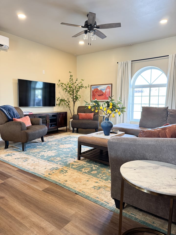 Big, Beautiful Guest House!