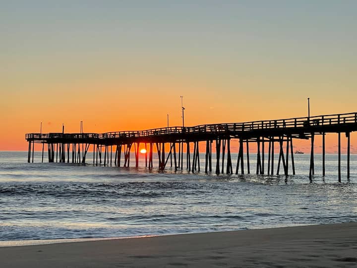 Clean-Peaceful BEACH Retreat-Bright *No Pet Wear*