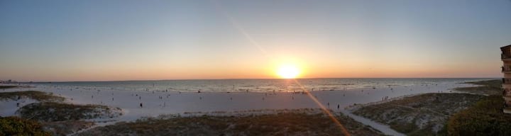 Beachfront Condo with Centerline Sunsets