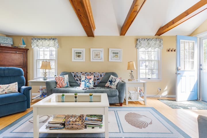 “Cozy Cottage” on Great Bay