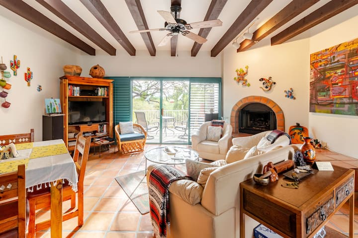Bird paradise in a gorgeous Starr Pass Golf Casita