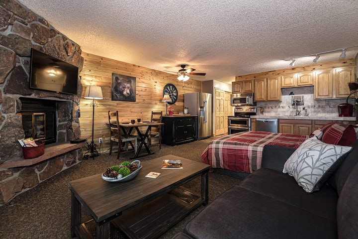Sandy and Ryan's Granby Getaway!
