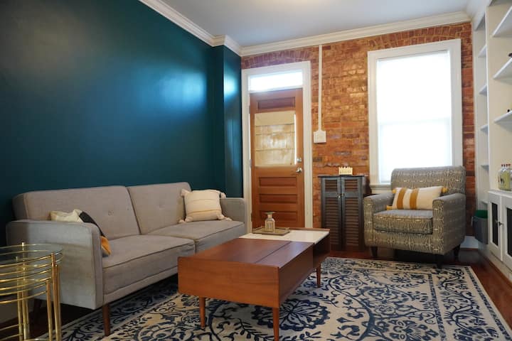 Charming House in Historical Downtown Frederick