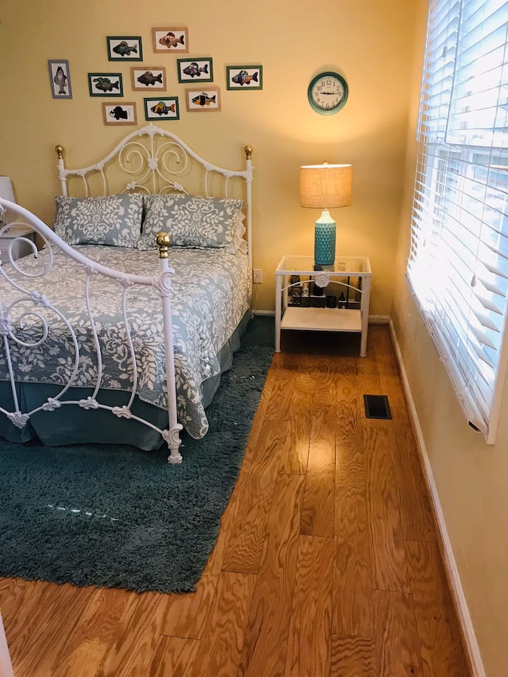 Home sharing with privacy
