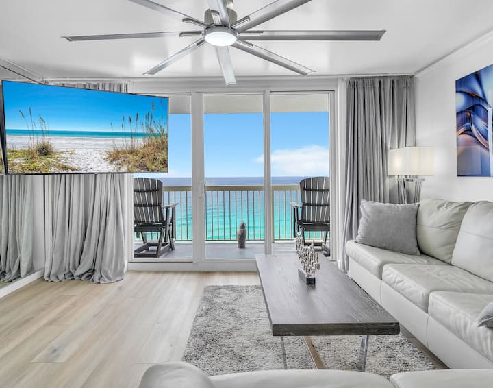 1605 Oceanfront Pelican Beach: Pools/HTubs Fab Loc