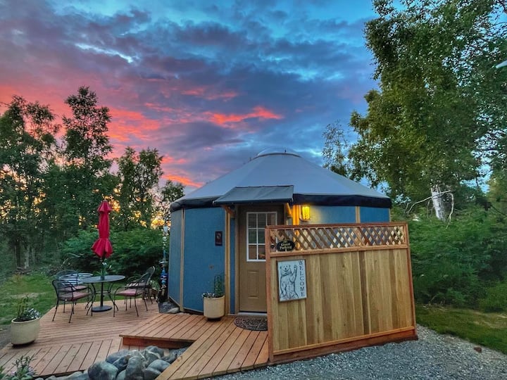 Delightful yurt on hillside with private bathhouse