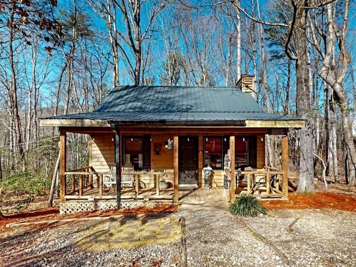 Lazy Bear Cabin 2 Stay