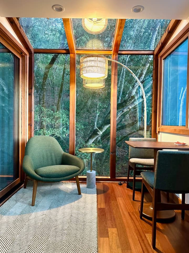 Brand New Modern Forest Studio with Hot Tub