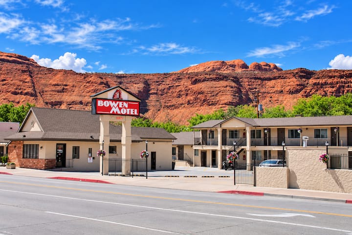 Bowen Motel Moab
