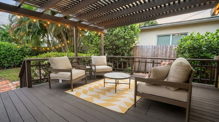 Private Backyard Oasis | Near Las Olas & Beach