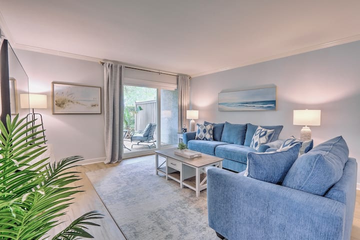 Renovated 1BR HHI – Walk to Beach & Salty Dog Café