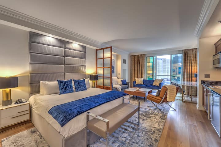 Renovated MGM Private King Suite, Strip View