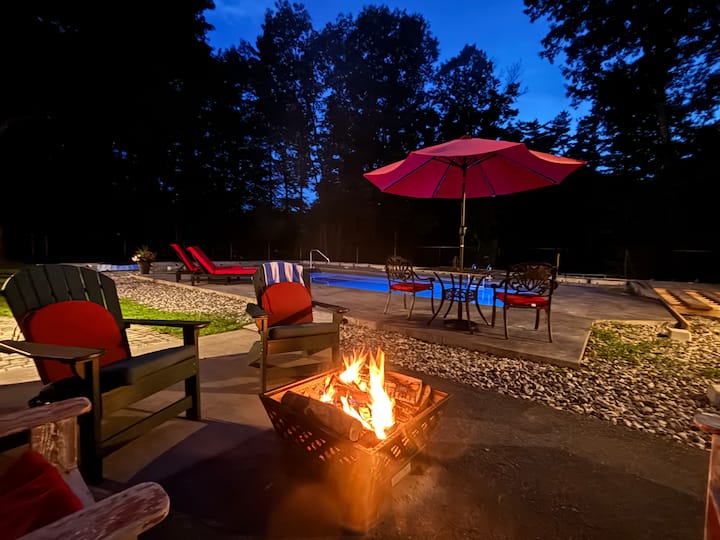 “Carriage House”Great Location, Walking Distance.