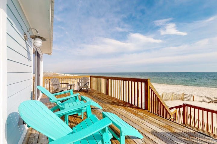 Spacious 3BR Gulffront Dog Friendly | Balcony