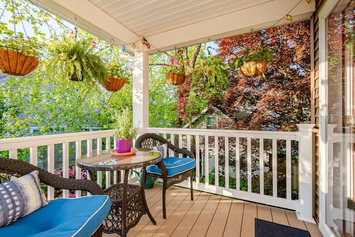 Treetops beach getaway walkable to beach/boardwalk