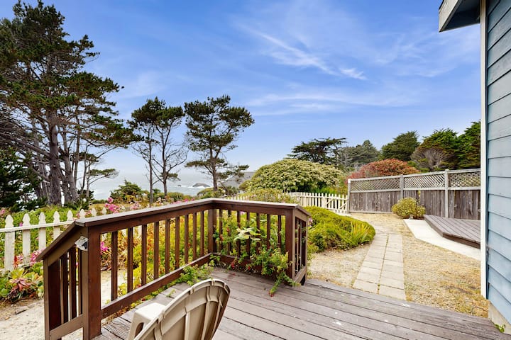 Mendocino Studio walkable to Headlands State Park