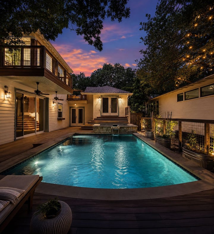 Trendy SoCo Home with Austin Charm | H Tub + Pool